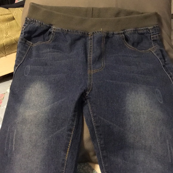 Jeans - Picture 3 of 3